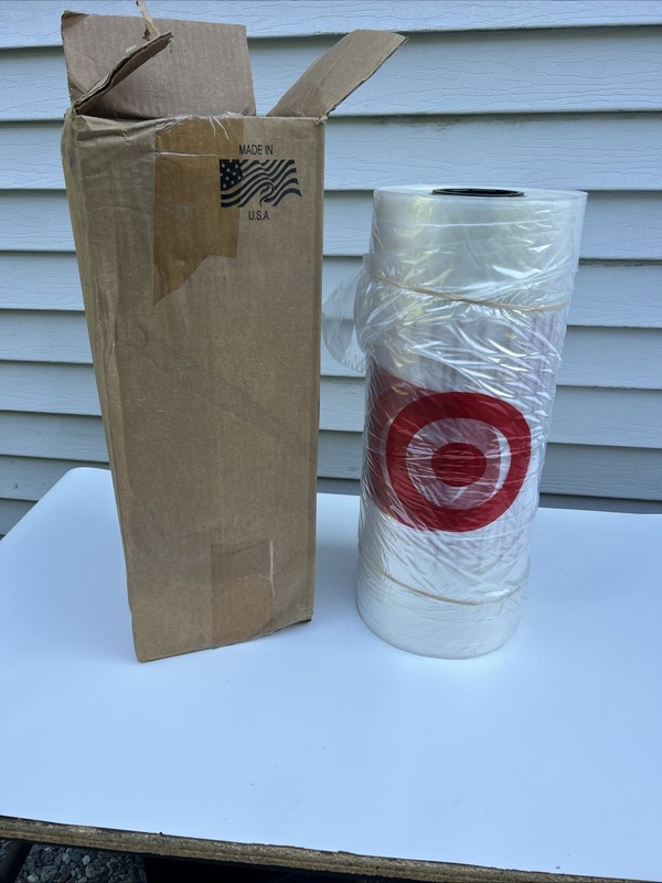 Target Logo + Warning 19” X 24” 800/Roll of Clear Bags New Case