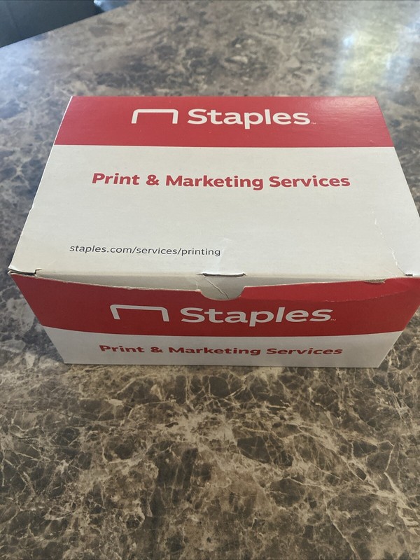 147 Pack White Envelopes, 5″x7″ Envelopes Envelopes Open box from Staples