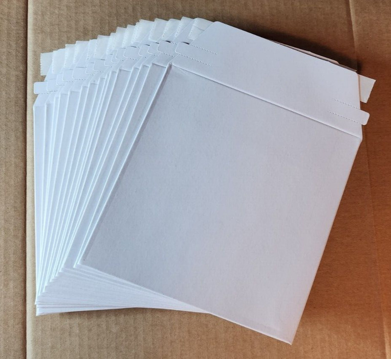 15 – 6 x 6 RIGID Stay-Flat White Mailing Envelope – Sports Card / Photo Mailers