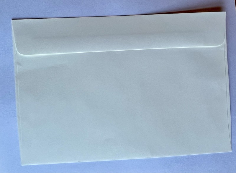 400 Cream 6x9 Booklet Envelopes with Gummed Seal gallery