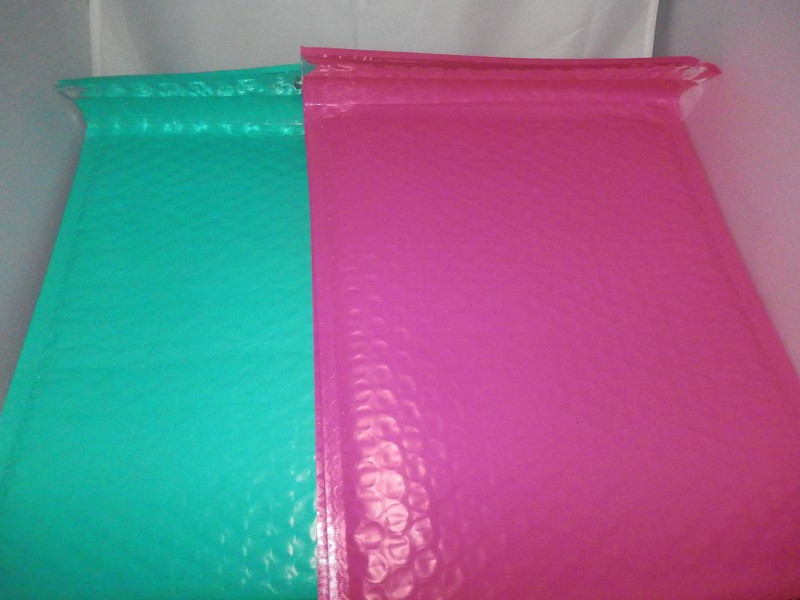 10 Hot Pink and Teal 8.5×12 Bubble Mailers, Padded Self Adhesive Colored Mailers