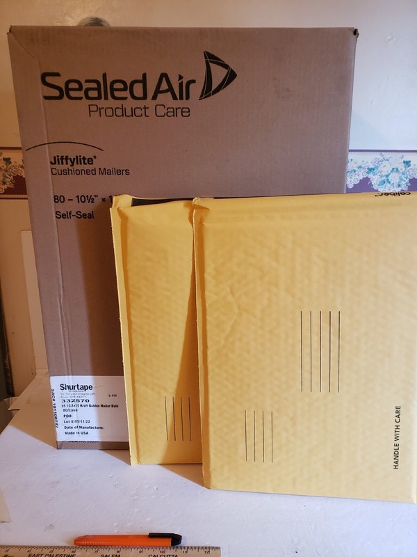 Sealed Air Jiffylite Self-Seal Mailer top Seam #5 10 1/2 x 15 Golden Brown 80pc