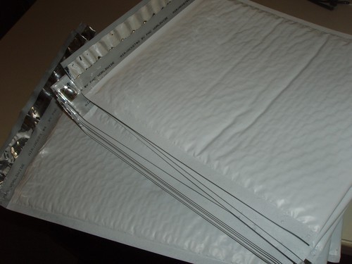 2x -20Ct (total 40ct) WHITE Bubble Padded Shipping Mailers envelopes 6.5"x 9.5" gallery