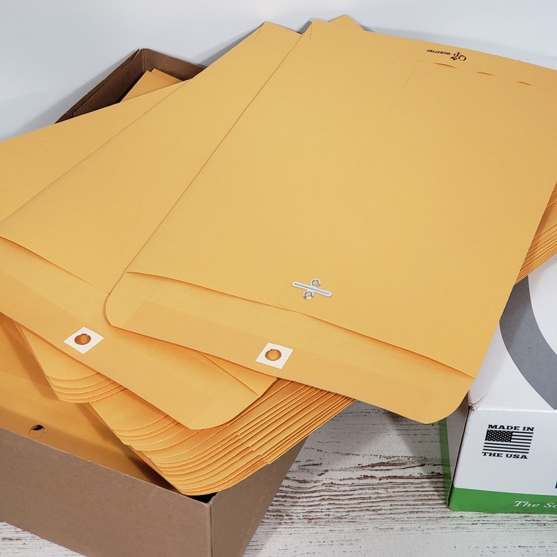 Quality Park 100 32lb brown kraft envelopes 8.75 X 11.5 Item # 33787