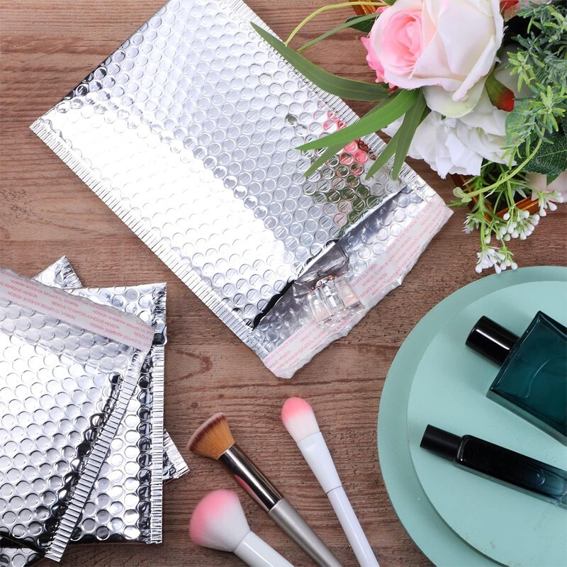 #000 Metal bubble mailing bag, silver padded envelope, for mailing and packaging gallery