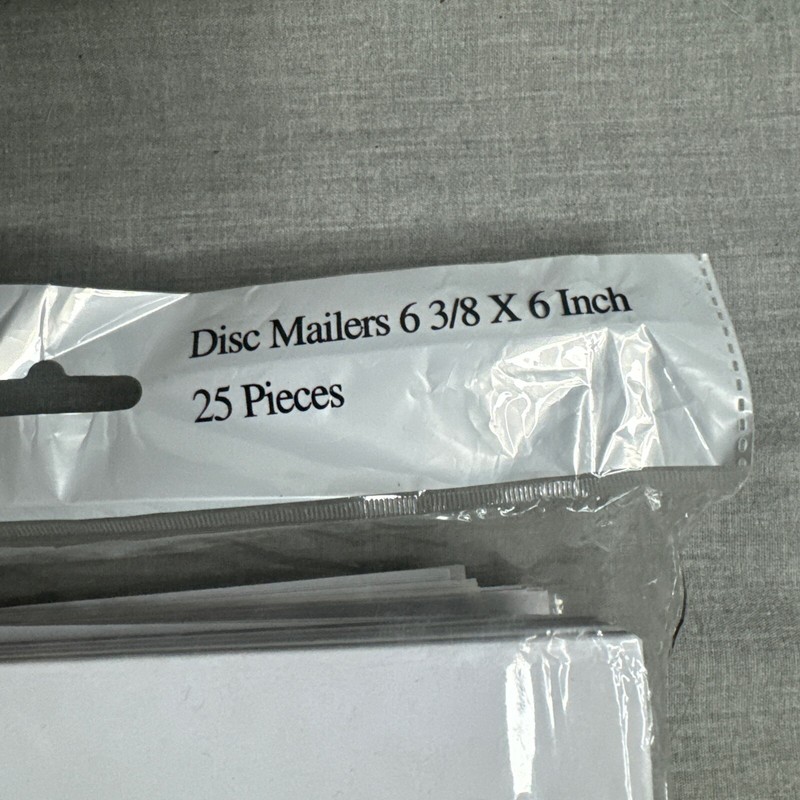 CD/DVD Disc Mailer 25 Pieces 6 3/8 x 6 Inches New, Sealed Package gallery
