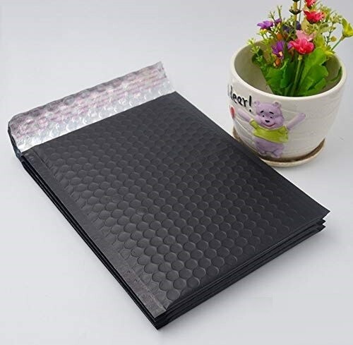 200 #2 Matte Metallic Black Poly Bubble Mailers 8.5x12 (Inner 8.5x11) gallery