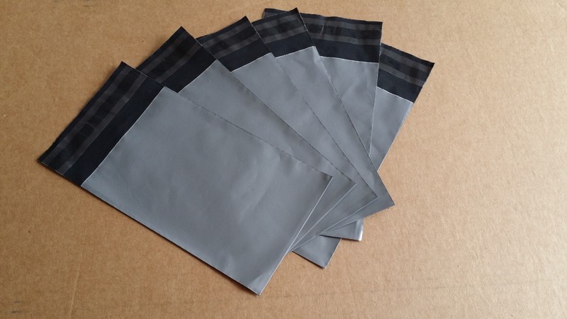 500 4×6 silver poly mailer self sealing bags 2.5MIL *USPS Priority shipping*