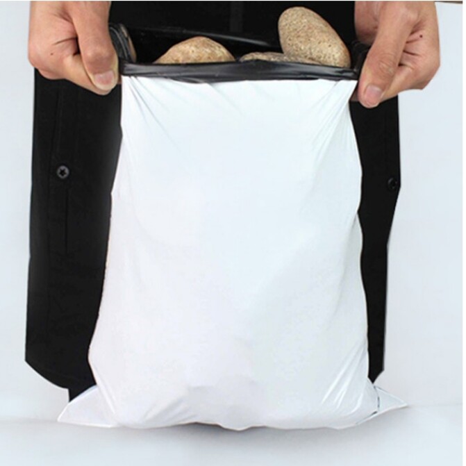 10Pcs White Self-seal Adhesive Courier Bags Storage Bags Envelope Mailer Postal
