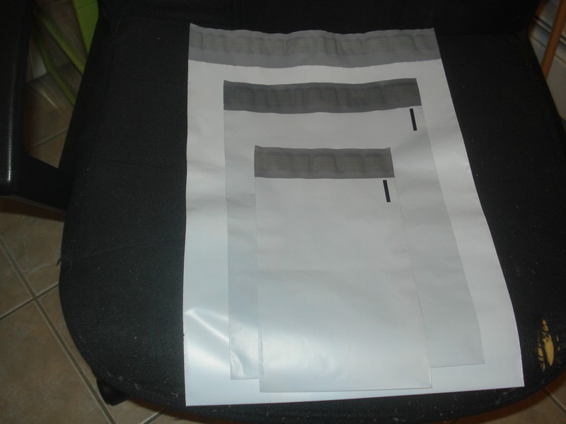 12 ASSORTED Poly Mailer Envelope Shipping Bags Self Seal 4(4X6),4(6X9),4(9X12)