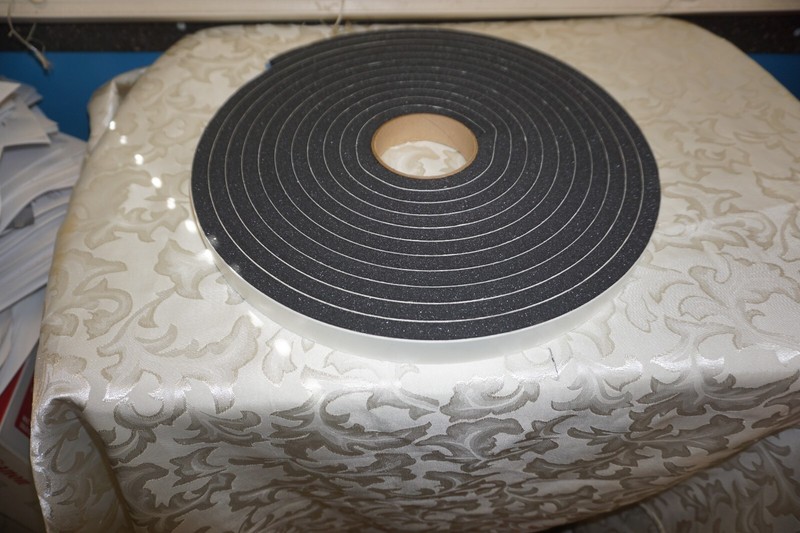 LAVANTURE FOAM STRIP #30 50″ X1.00″ X25′