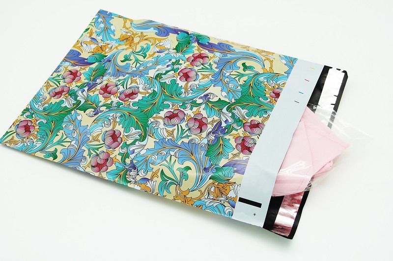 200 Bags 100 10x13 Paisley, 100 10x13 Yellow Designer Poly Mailers Envelopes gallery