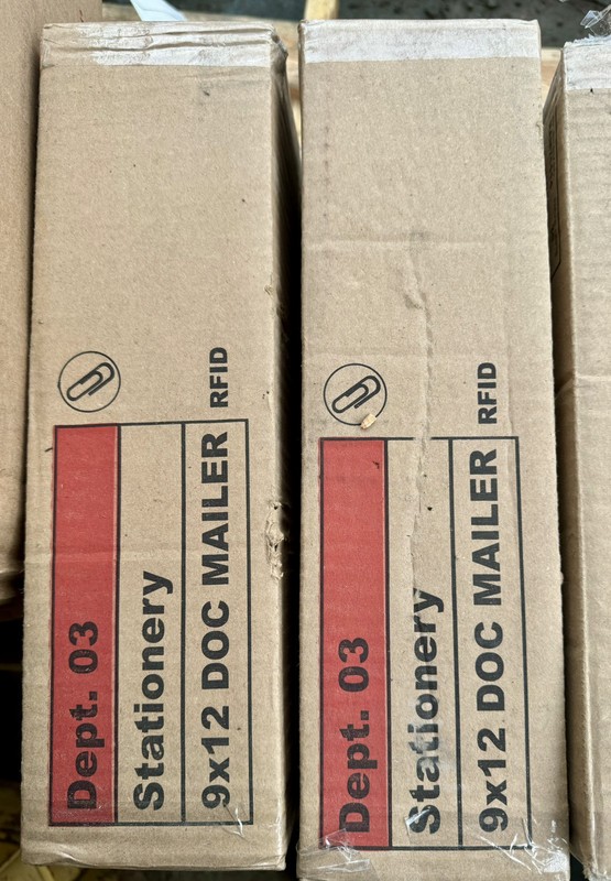 2 Cases Of 36 Self Seal White 9x12 Document Mailer gallery